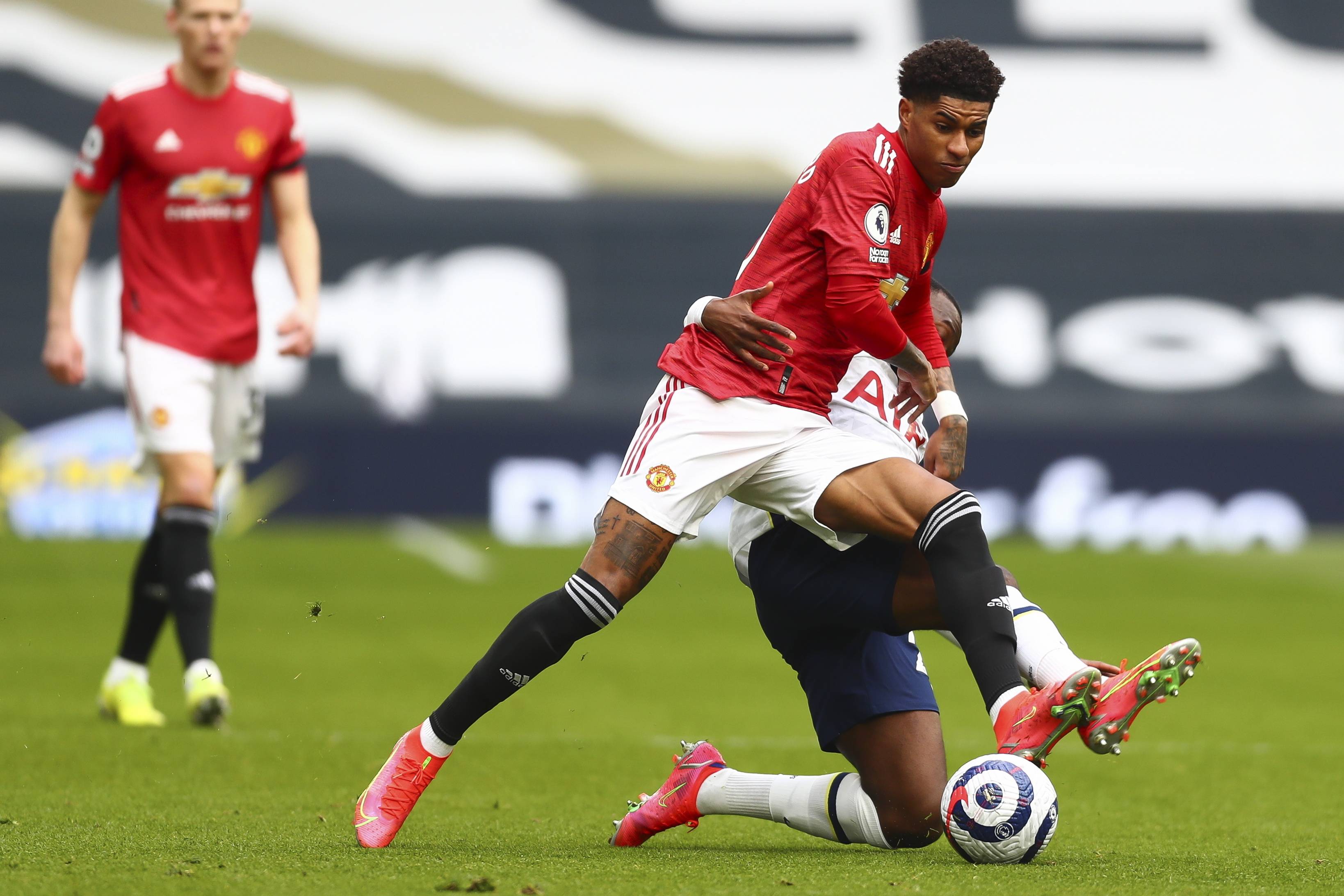 奥拉的带领 奥拉的带领